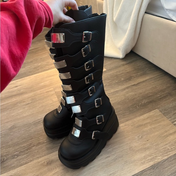 Rave boots - Picture 2 of 2